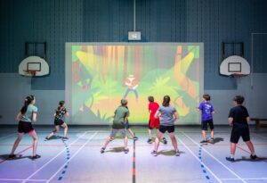 Aluguel de Totem Touch screen Tela de auta Resolução Tvs, de tela 4k 