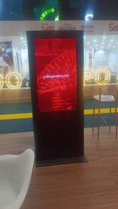 Aluguel de Totem Touch Screen Interativo para Eventos Corporativos, Feiras, Congressos e Ações Promocionais 2026