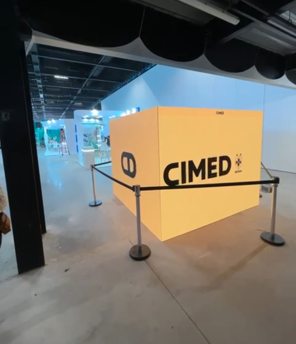 Aluguel de Painel de Led flexível -aluguel de Totem interativo Touch screen-Aluguel de Holobox e holograma 3d no Rio de Janeiro
