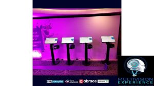 Aluguel de Totem Touch Screen Interativo para Eventos Corporativos, Feiras, Congressos e Ações Promocionais 2026